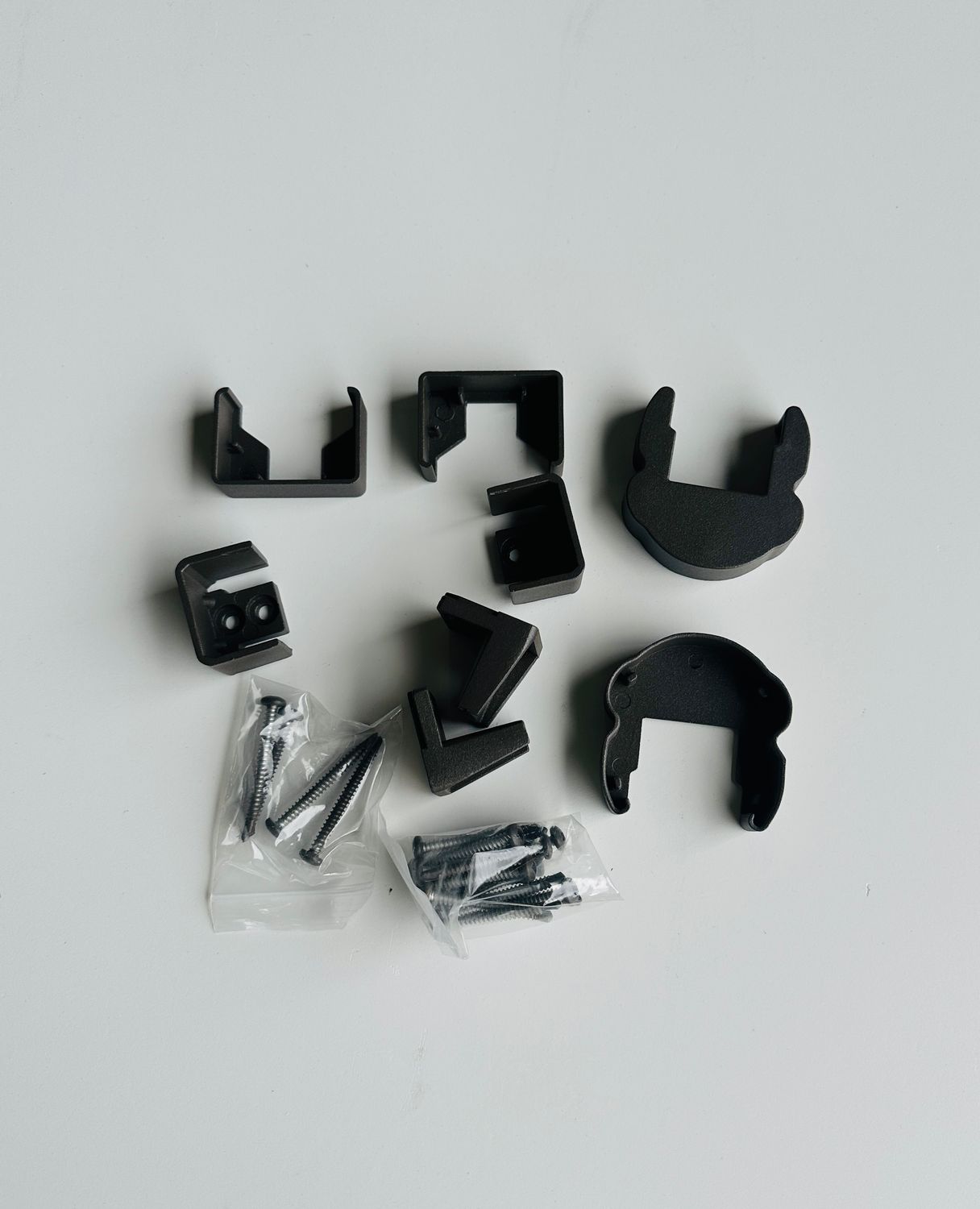 RDI Pellinore Level Bracket Kit (set of 4 – 2 top, 2 bottom) – MATTE BRONZE (Avalon Aluminum Rail) RDI Pellinore Level Bracket Kit (set of 4 – 2 top, 2 bottom) – MATTE BRONZE (Avalon Aluminum Rail)