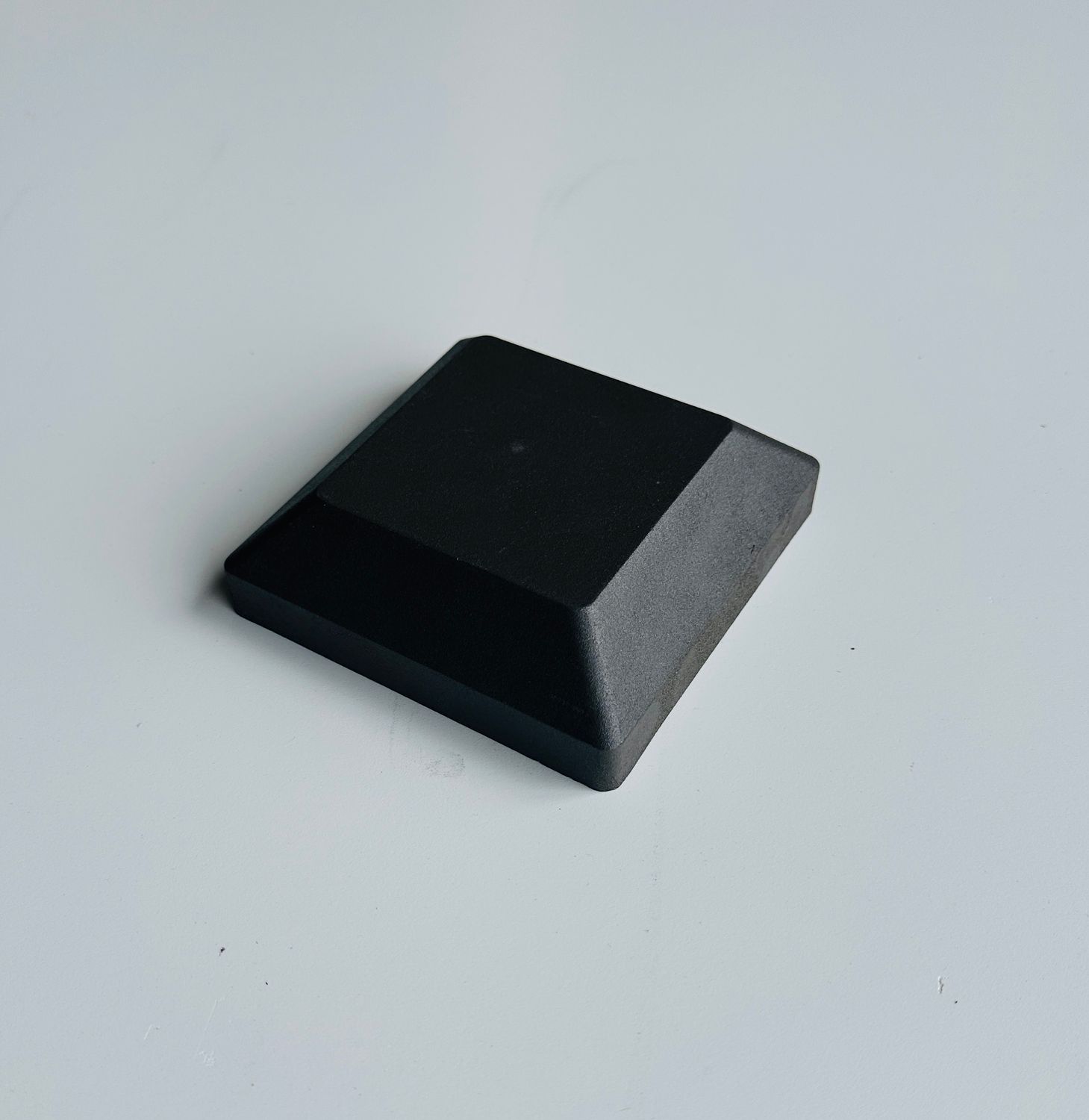 RDI 4 1/4 in. x 4 1/4 in. Flat Post Cap – MATTE BRONZE (Avalon Aluminum Rail)