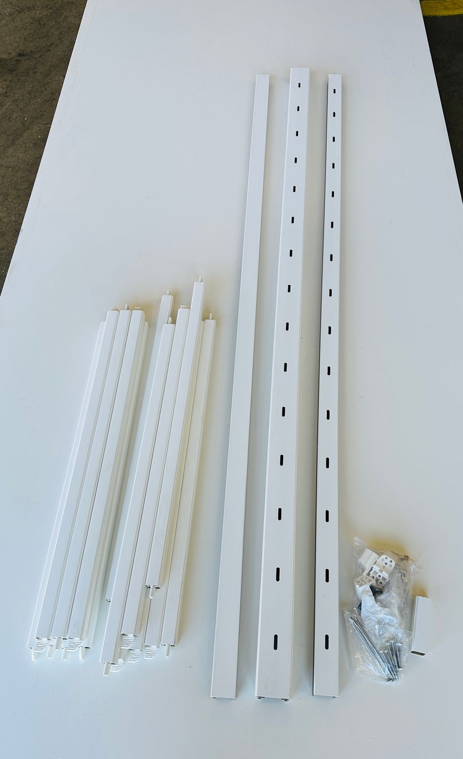 RDI 36 in. x 6 ft.  Level Rail Kit - Square Baluster, Satin White (Transform Composite Railing)