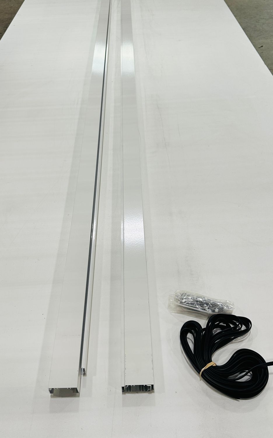 RDI 1 in. x 2 in. x 10 ft. Frame Kit 4 Pack - White (EncloSure™ Screen System) RDI 1 in. x 2 in. x 10 ft. Frame Kit 4 Pack - White (EncloSure™ Screen System)