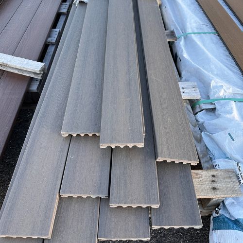 Moistureshield 1 in. x 6 in. x 20 ft. Grooved Scalloped Back Deck Board - Riverbank (Warehouse Seconds) Moistureshield 1 in. x 6 in. x 20 ft. Grooved Scalloped Back Deck Board - Riverbank (Warehouse Seconds)