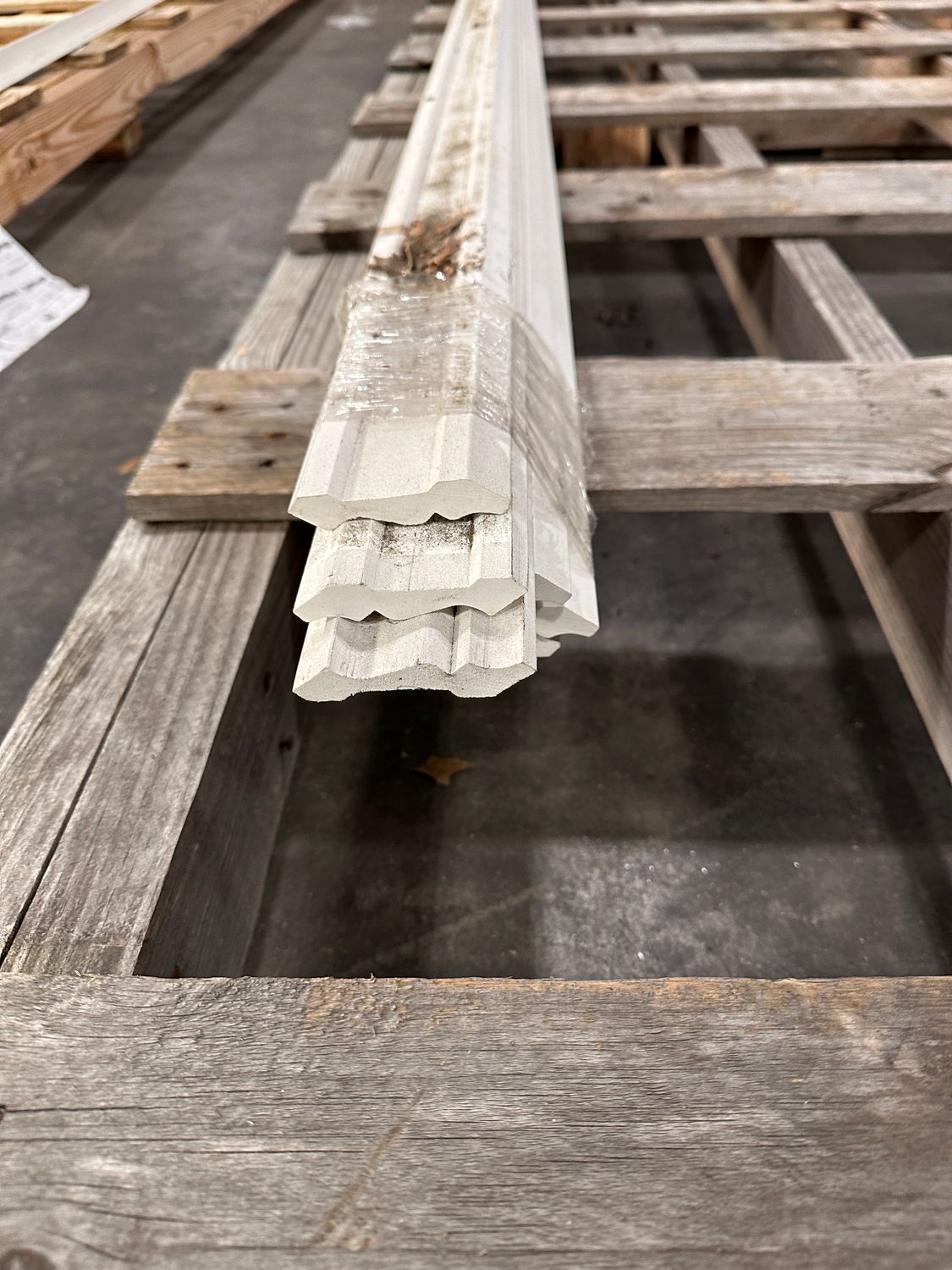 WOLF 16 ft. PVC Crown Moulding WPVCM-52 (Warehouse Seconds) WOLF 16 ft. PVC Crown Moulding WPVCM-52 (Warehouse Seconds)