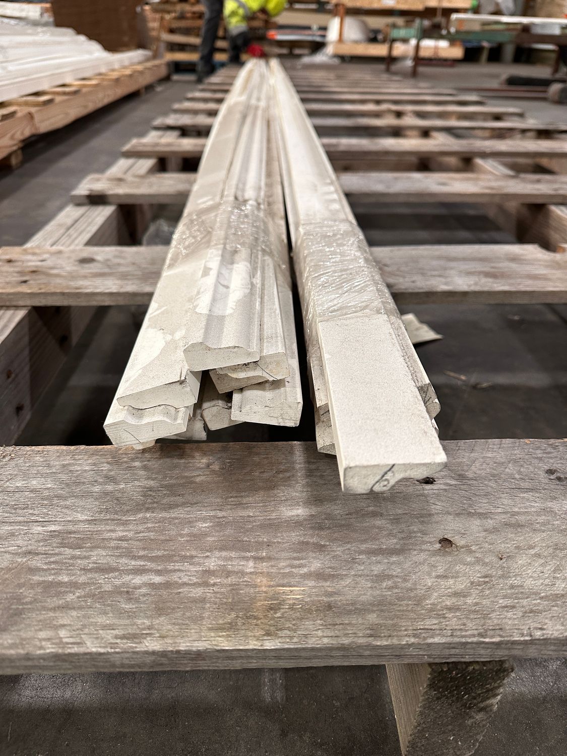 WOLF 16 ft. PVC Shingle Moulding WPVCM-210 (Warehouse Seconds) WOLF 16 ft. PVC Shingle Moulding WPVCM-210 (Warehouse Seconds)