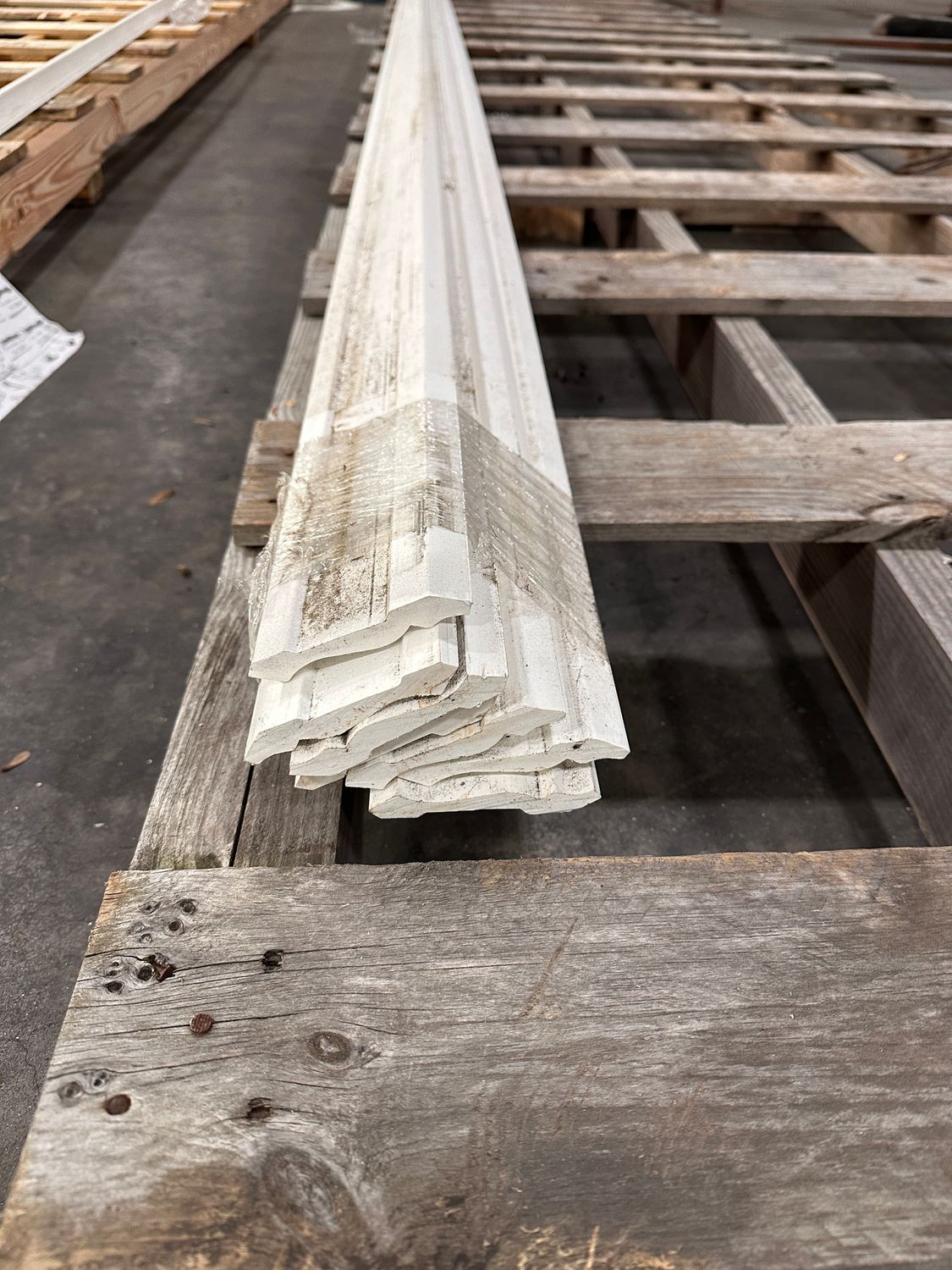 WOLF 16 ft. PVC Crown Moulding WPVCM-45 (Warehouse Seconds) WOLF 16 ft. PVC Crown Moulding WPVCM-45 (Warehouse Seconds)