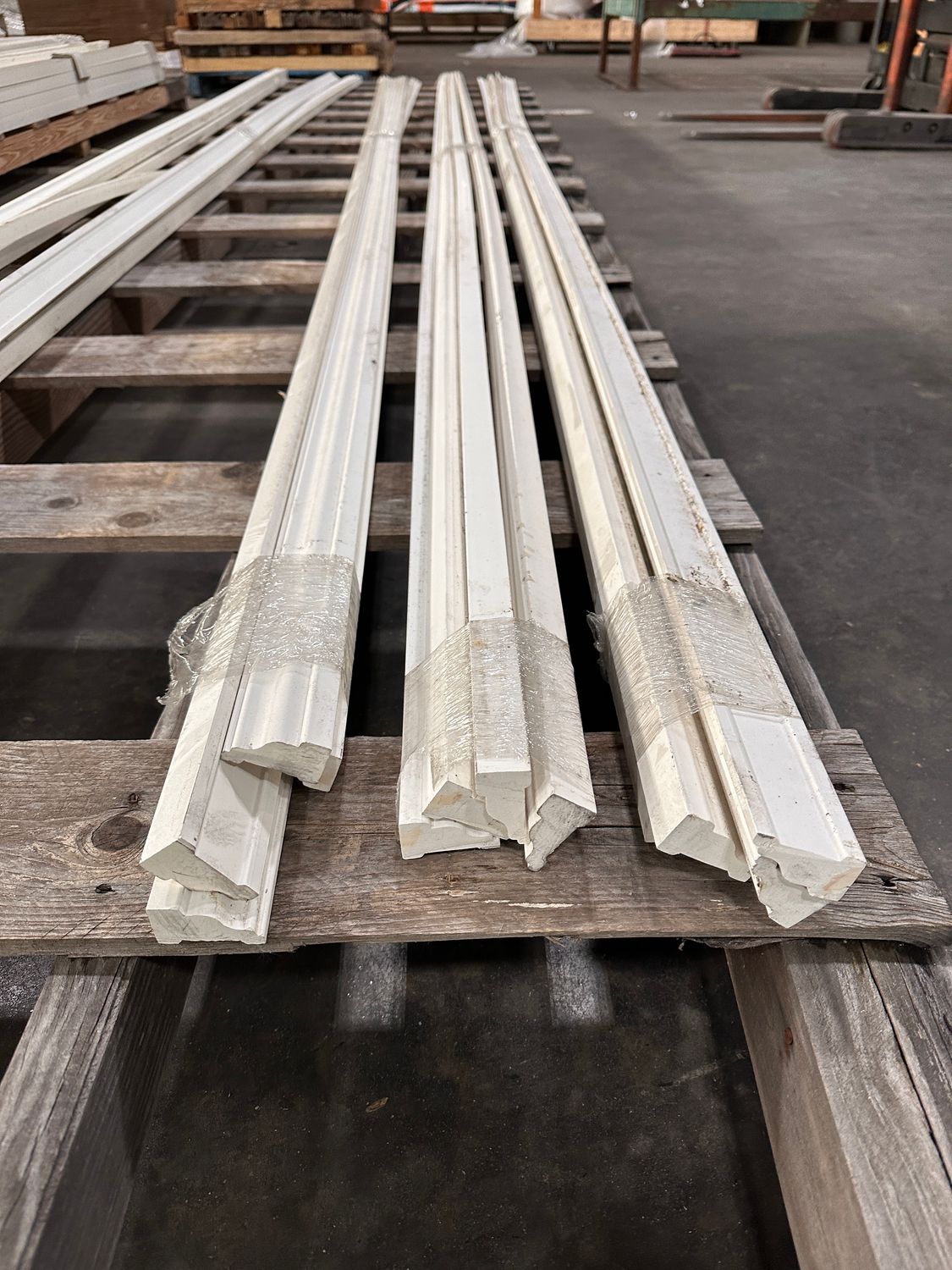 WOLF 16 ft. PVC Rake Moulding WPVCM-287 (Warehouse Seconds) WOLF 16 ft. PVC Rake Moulding WPVCM-287 (Warehouse Seconds)