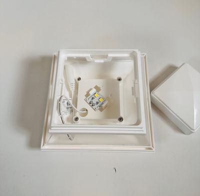 RDI 4 in. x 4 in. Contemporary LED Post Cap (0.80 W) for Vinyl Rail - White