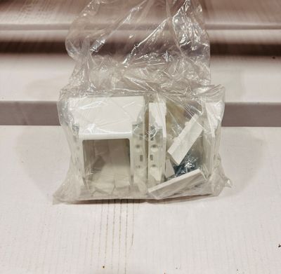 RDI Deck Top Stair Bracket Set (2 top & 2 bottom brackets)  WHITE (Finyl Line)