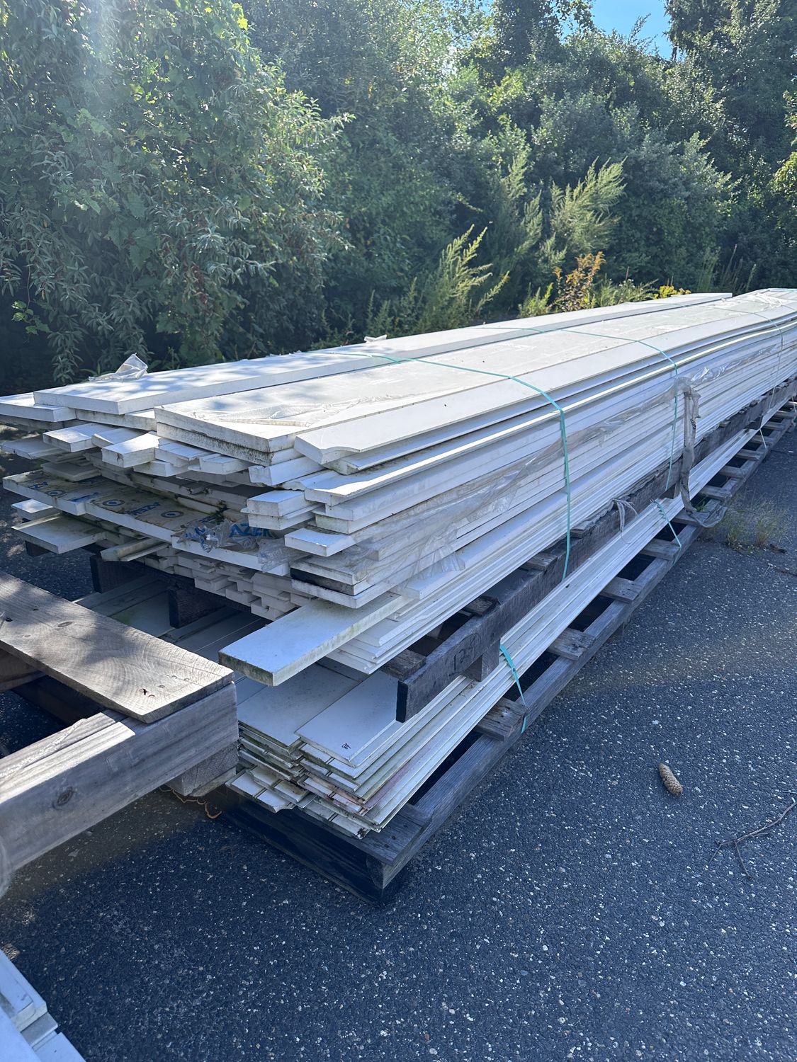 *Z Warehouse PVC Trim (Scratch & Dent)* / PICK OUT BOARDS IN PERSON BEFORE ORDERING