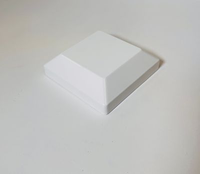 RDI 4 1/4 in. x 4 1/4 in. Flat Post Cap – WHITE (Avalon Aluminum Rail)