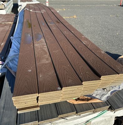 Trex Select 1 in. x 6 in. x 20 ft. Saddle Square Edge Deck Board (Scratch & Dent) Trex Select 1 in. x 6 in. x 20 ft. Saddle Square Edge Deck Board (Scratch & Dent)