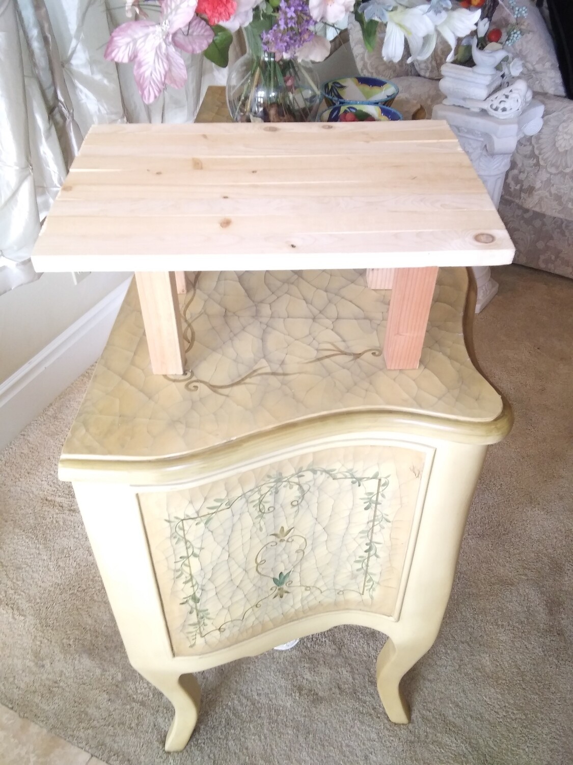 Replica &quot;Wooden&quot; Stool Accent Display - Can display &quot;Very light&quot; weight items  ONLY. (Items displayed with or on stool are displays and sold separately)