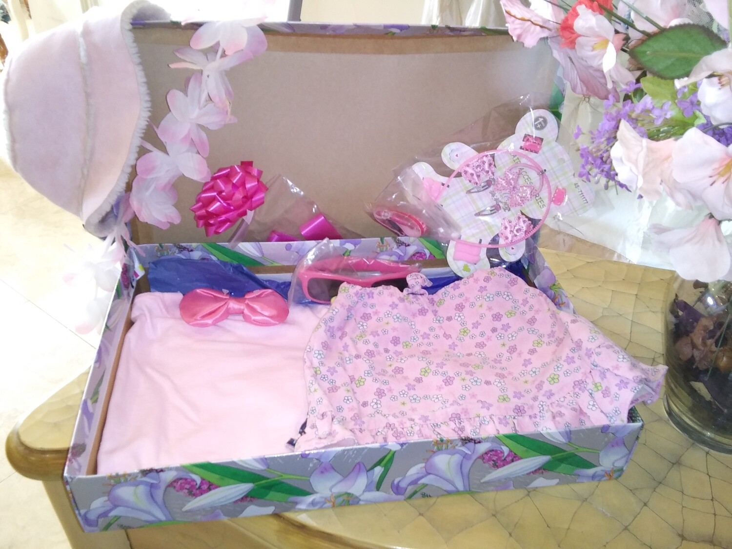 11 piece item set - including Cool Sunglasses,  Children's Clothing including -  (T-shirt and 2 skirts) and hat and more! - in GOOD Condition