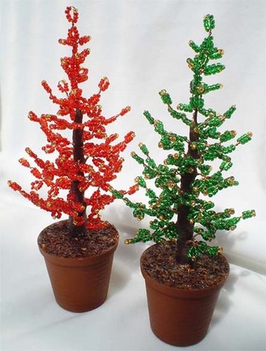 Red and Geen Pine Tree&#39;s (2x Trees)
