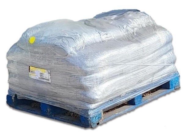 A half pallet of 23 x 20kg bags of Envirodress organic, peat free lawn dressing