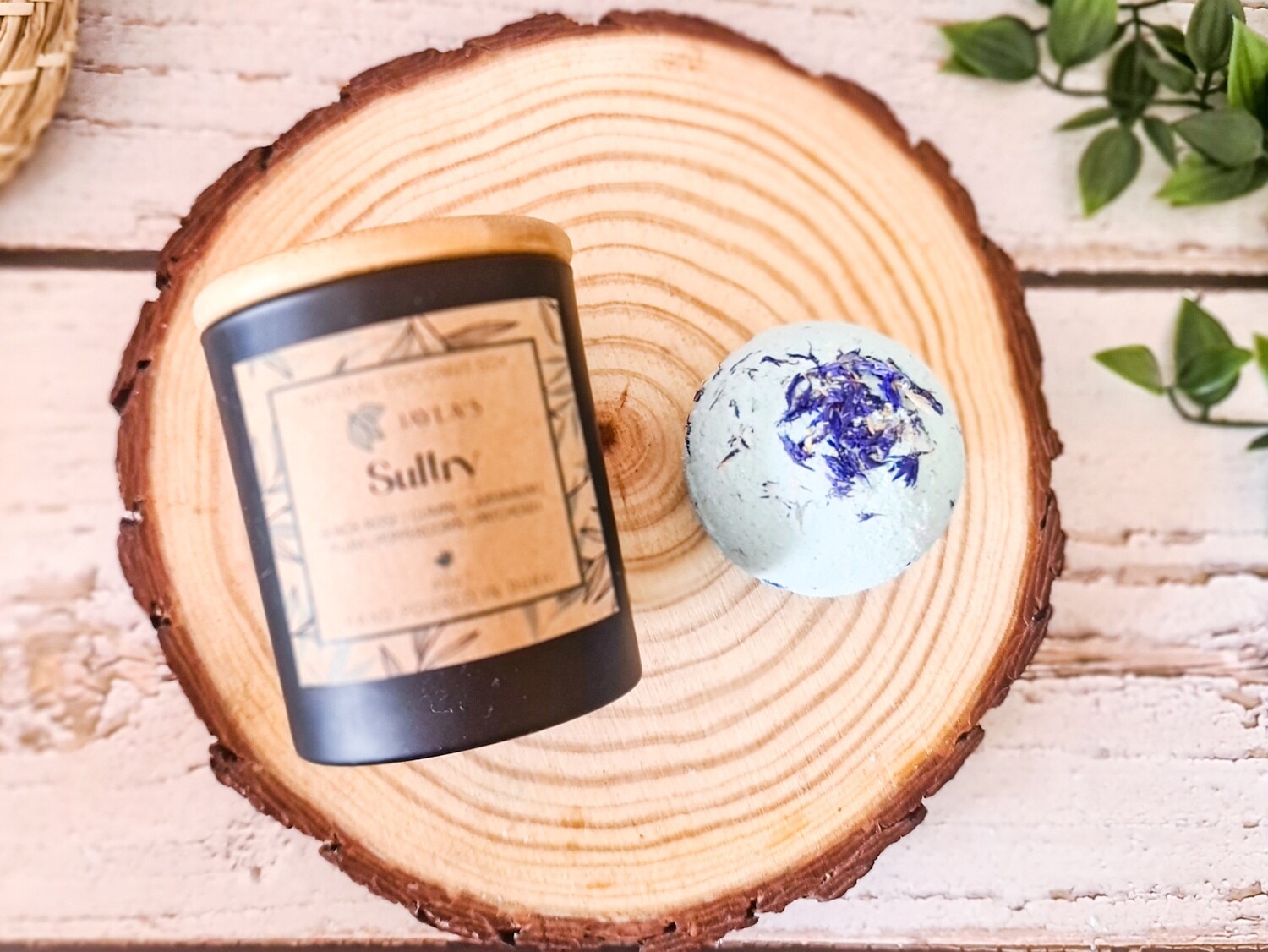 Mini Gift Box - Candle / Bath Bomb