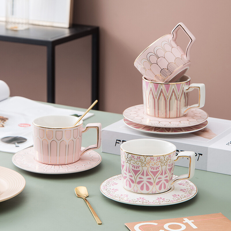 New Style Tea Cup Sets cup and saucer set with gold handle and Spoon