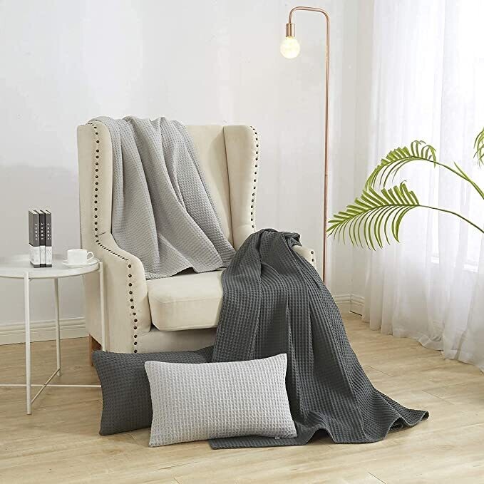 Throw / Blanket