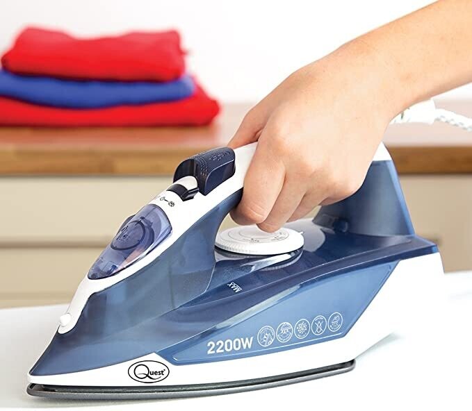 Quest 34140 2200w Steam Iron