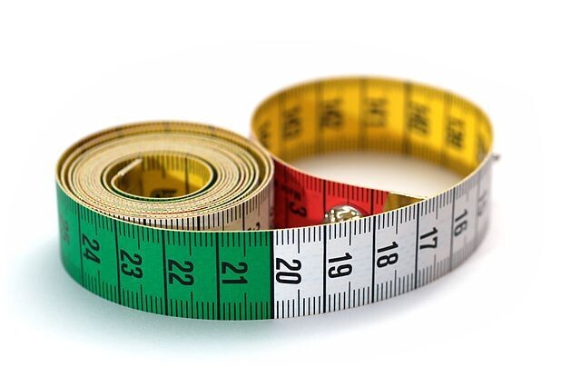 TAPE MEASURES AND RULERS