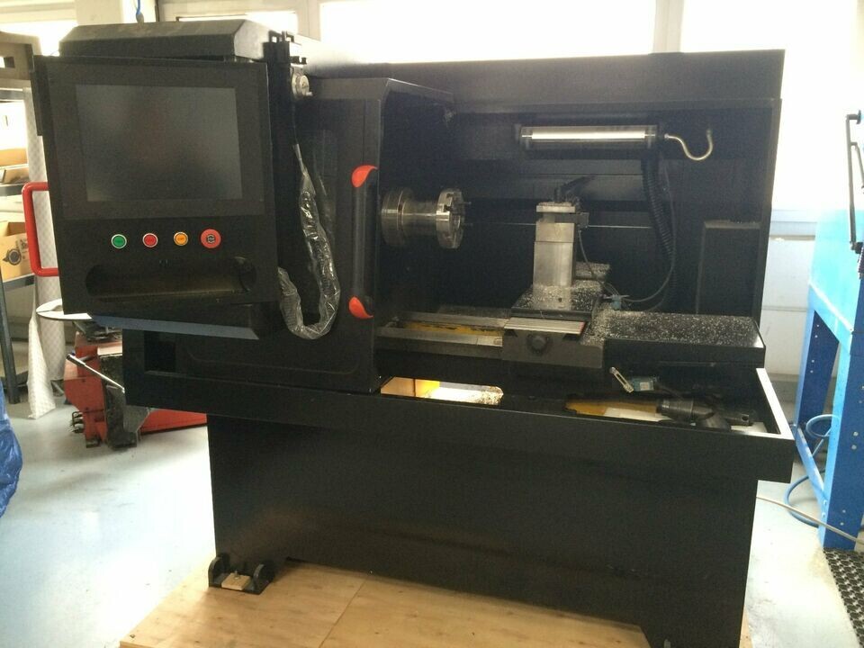 CNC Drehmaschine AO/2 Felgenreparatur Hochglanzgedrehte Felgen ( Vorführgerät )