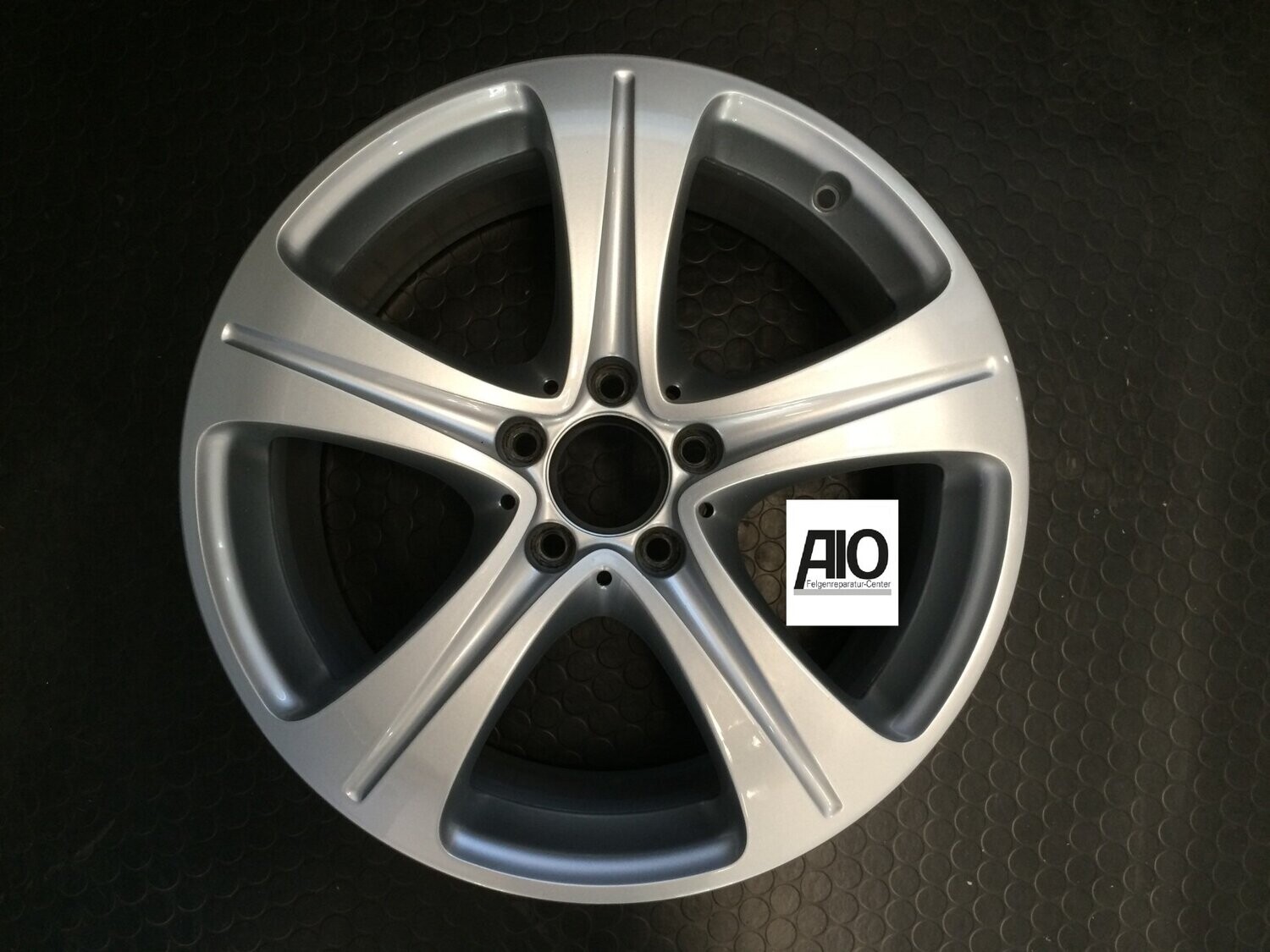 LF1 Original Mercedes Benz Felge A2134011400 – 5-Speichen-Rad Silber – E-Klasse W213 / S213 / X213