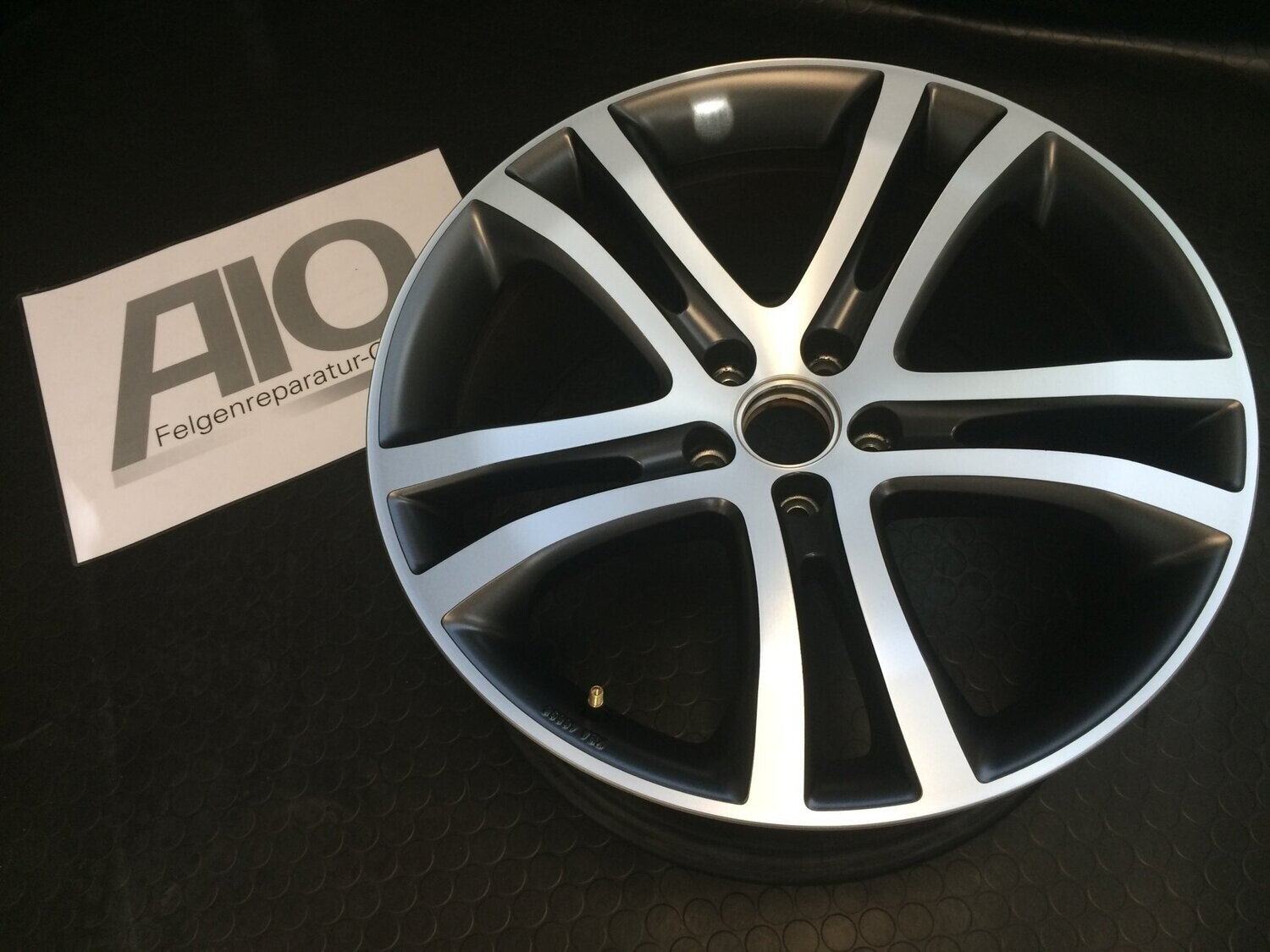 LF1 Original VW Felge 5N0071499 – Savannah Doppelspeichen Design Anthrazit HGG – Tiguan I Typ 5N