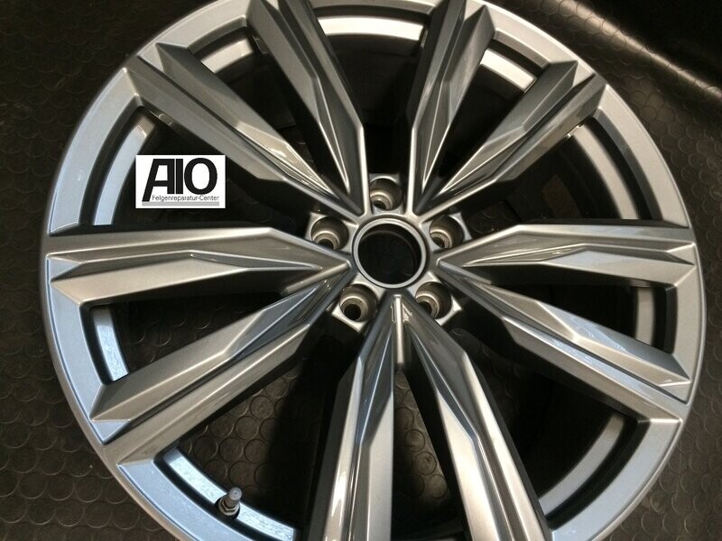 LF1-D Original VW Felge 5NA601025J – KAPSTADT 5-V-Speiche Silber – Tiguan II, Tiguan Allspace