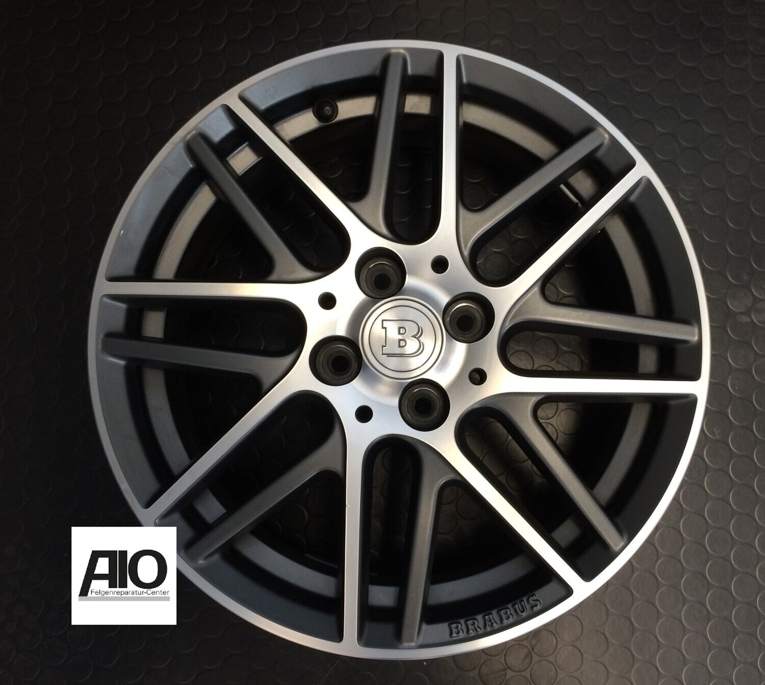 LF1 Original Smart Felge A4534012701 - Brabus Monoblock 8 Grau Matt HGG - A453, C453, W453