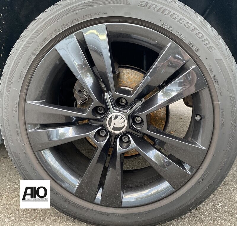 LF1 Original Skoda Alufelge 57A071498D – Mytikas 5 Doppelspeiche Schwarz – Karoq Typ NU 2017-