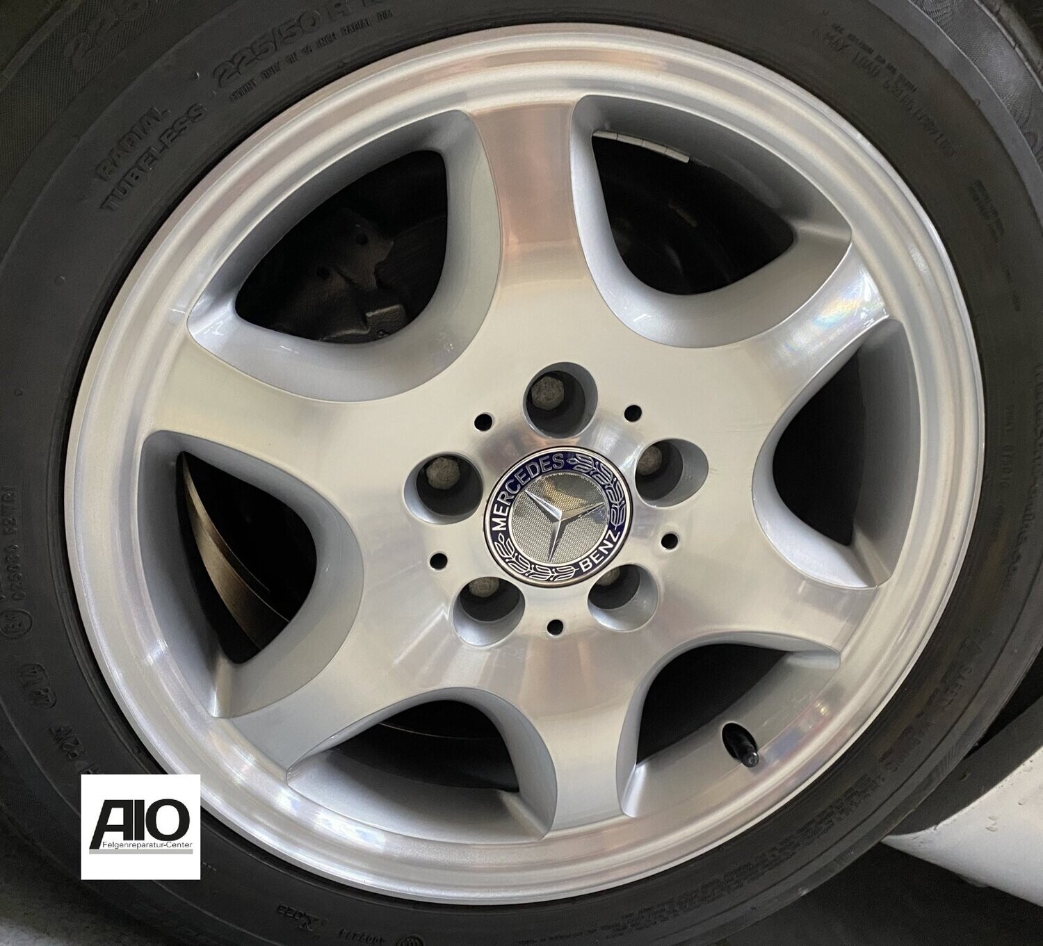 LF1 Original Mercedes Benz Felge A1704011102 – 6-Speichen-Design Silber HGG VA –  SLK-Klasse R170