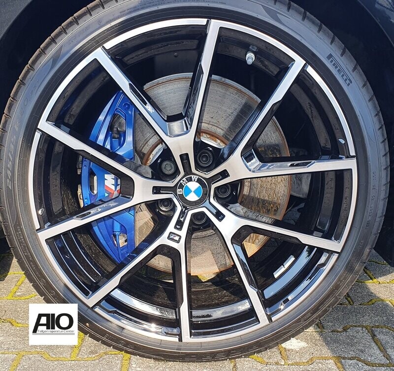 LF1 Original BMW Felge 36118072024 - 728M Y Speiche Schwarz HGG HA
- 8er Cabrio Typ G14 / 8er Coupe Typ G15 / 8er Gran Coupe Typ G16