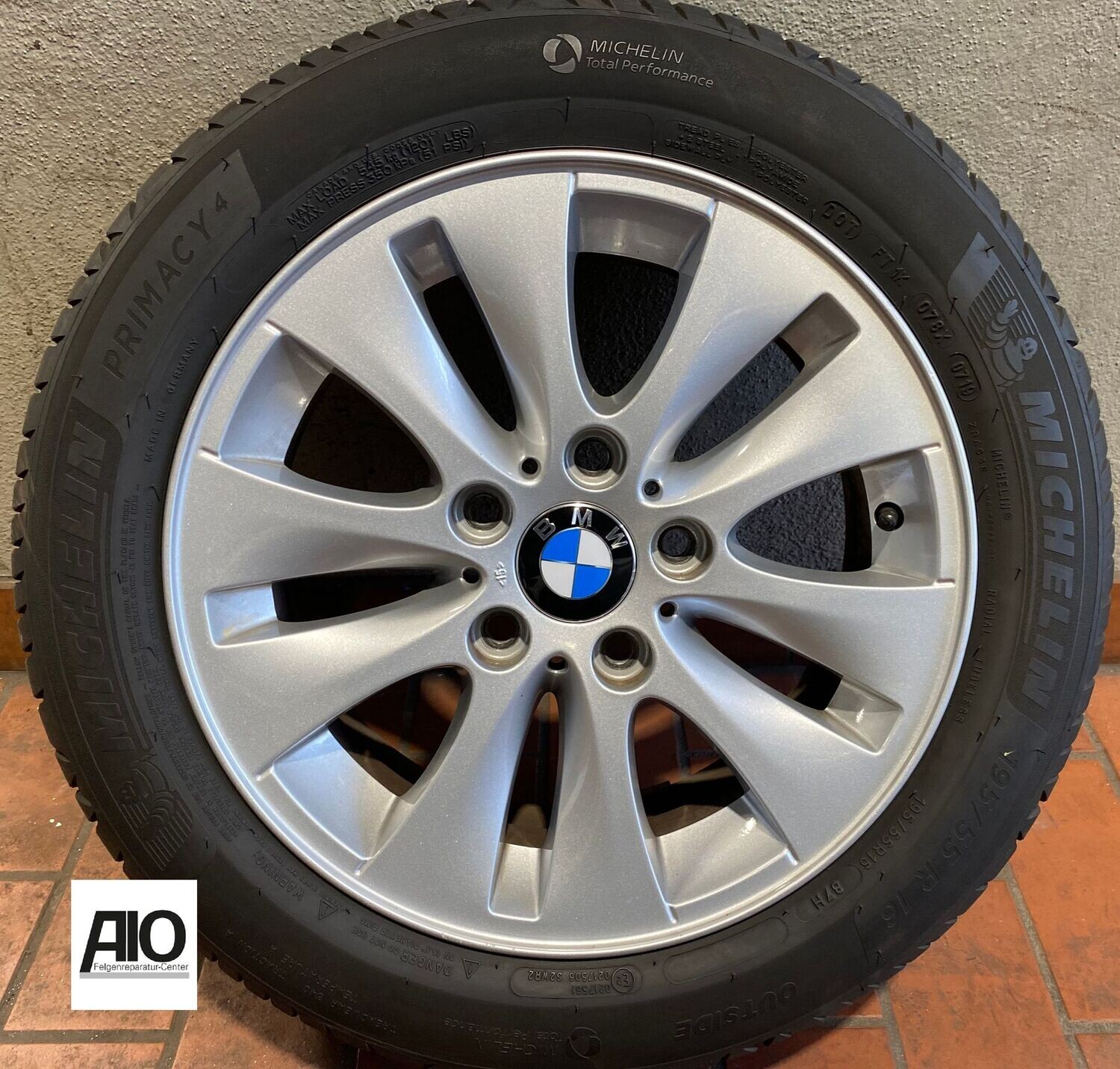 LF1 Original BMW Felge 6779786
 - Doppelspeiche 222 Silber - 1er Typ E82 / E81 / E87 / E88