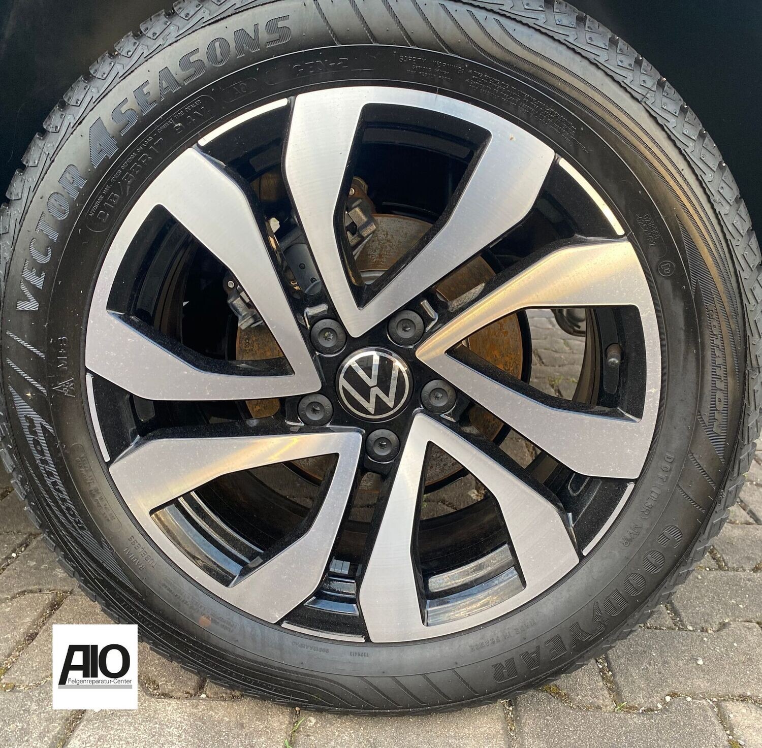 LF1 Original VW Felge 5H0601025AC - GALWAY 5-V-Speiche Schwarz HGG – Golf 8 Typ CD ab 2019 LF1 Original VW Felge 5H0601025AC - GALWAY 5-V-Speiche Schwarz HGG – Golf 8 Typ CD ab 2019
