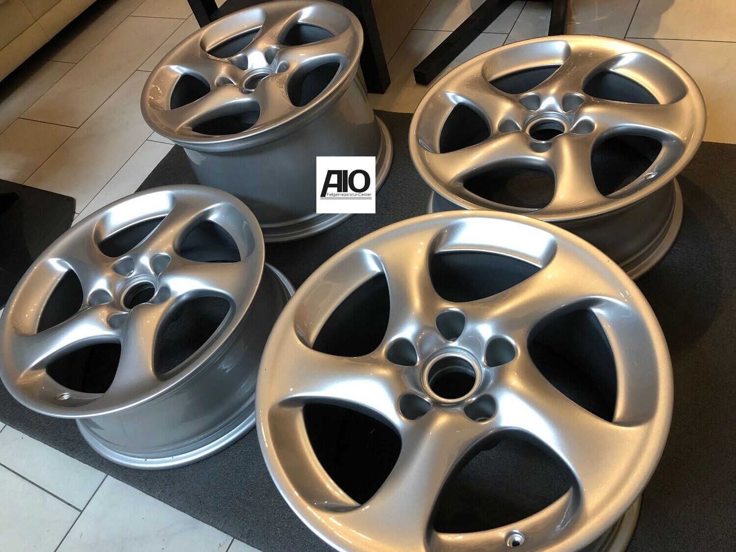 LF1 Original Porsche Felge 99636213601 - Turbo Design II Silber VA - 911 Typ 996 / Boxster Typ 986