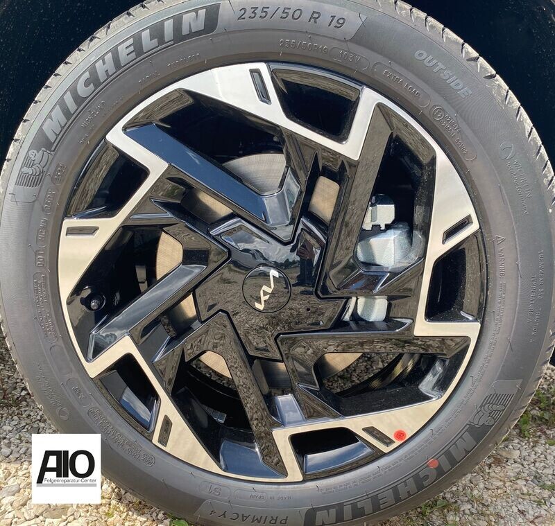 LF1 Original KIA Felge 52910-R2320 - Mehrspeichen-Design Schwarz HGG - Sportage V Typ NQ5
