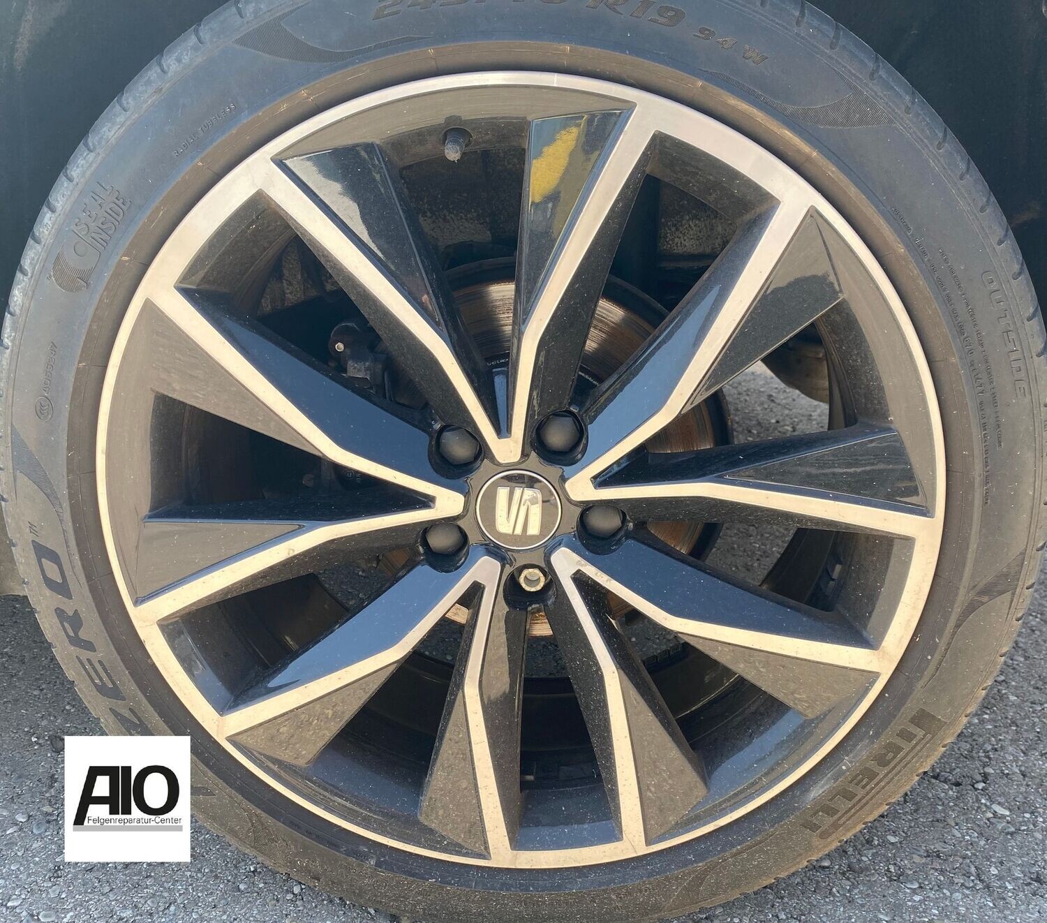 LF1 Original Seat Alufelge 575601025F  –  5-Doppelspeichen-Design „Exklusive I “ Schwarz HGG – 5F / 5FP / KH7