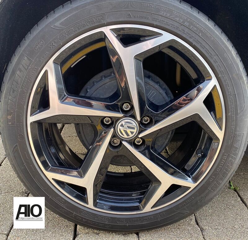 LF1 + Lack Original VW Felge 2G0601025L  – Bonneville 5 Arm Design Schwarz HGG – Polo 6 2G Typ AW
