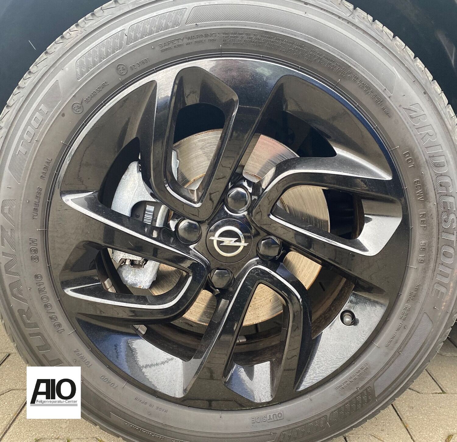 LF1 Original Opel 39007897 - 5-Doppelspeiche Gedreht Schwarz - Crossland ab 2017-