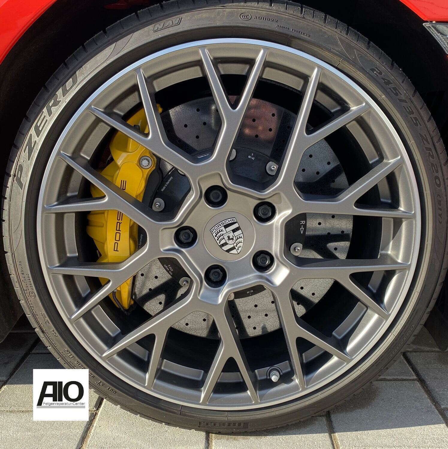 LF1 Original Porsche Felge 992044661J - Y-Speichen Design Grau Matt SKRS - 911 Carrera Typ 992 ab 2019- LF1 Original Porsche Felge 992044661J - Y-Speichen Design Grau Matt SKRS - 911 Carrera Typ 992 ab 2019-