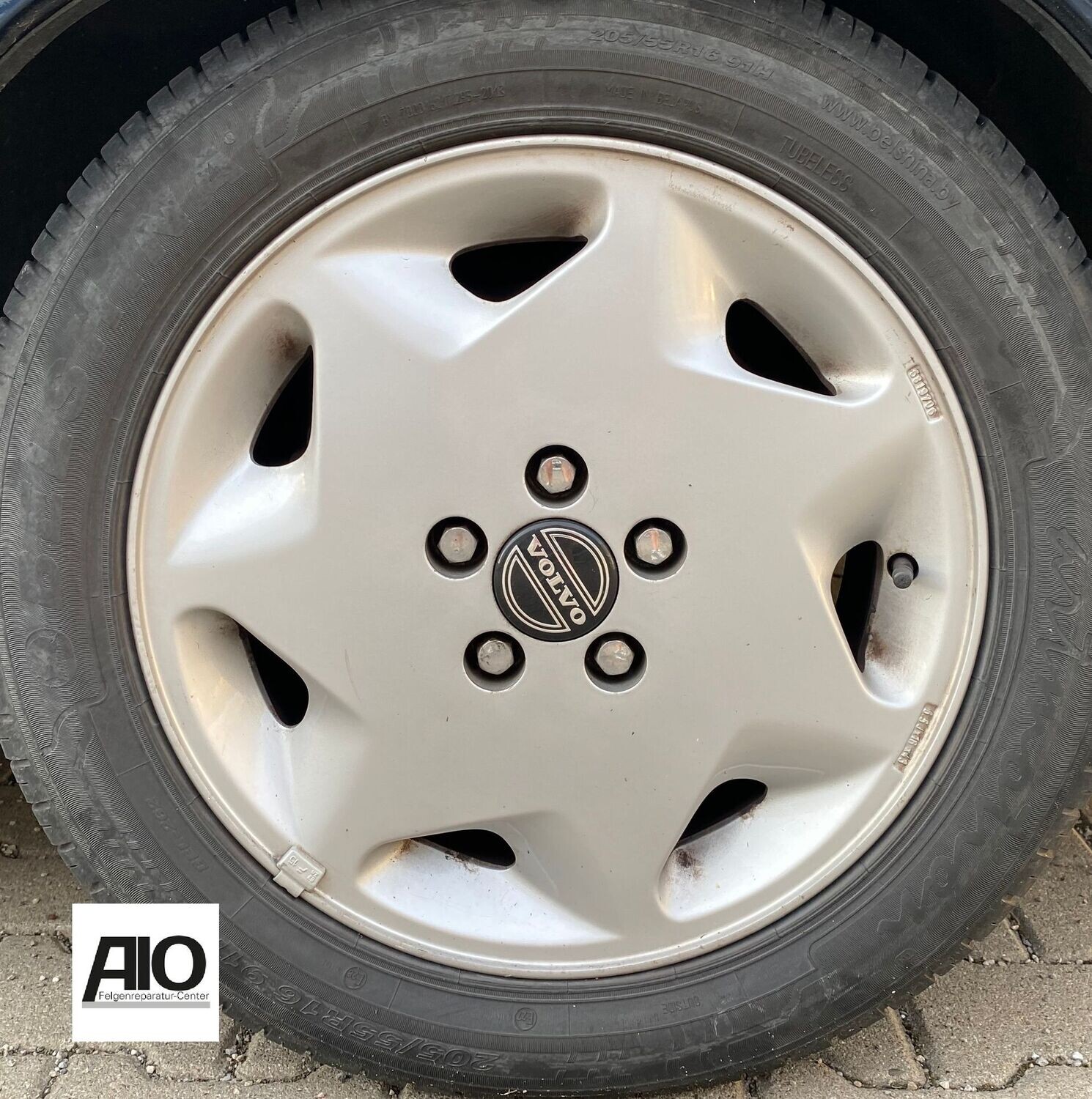 LF1 Original Volvo Felge 6819706 - 7-Speiche Silber – 940