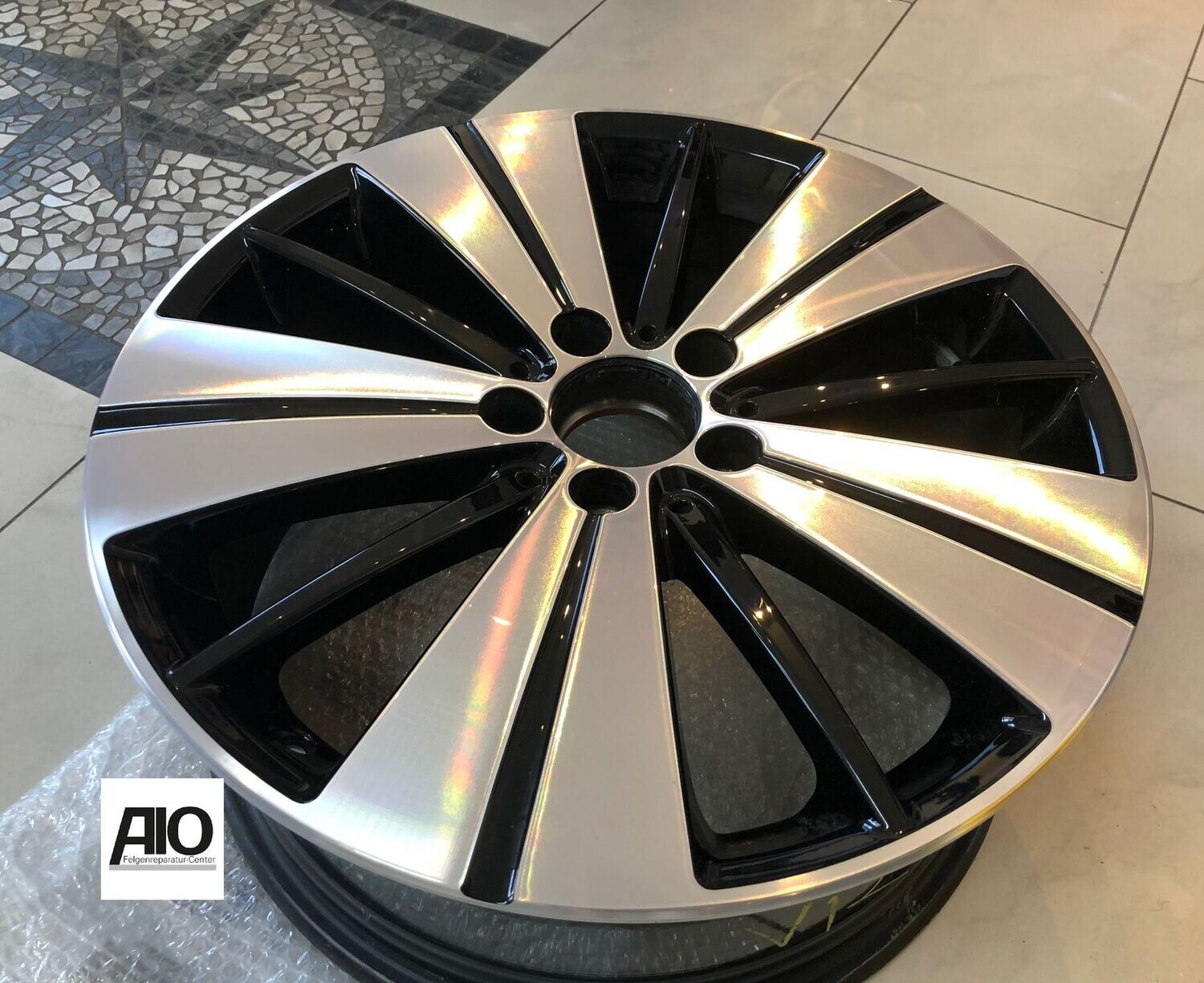 LF1-D Original Mercedes Benz Felge A2464011800 – 5-Doppelspeichen-Rad Schwarz HGG – A-Klasse 176+177, CLA 117 , B-Klasse 246