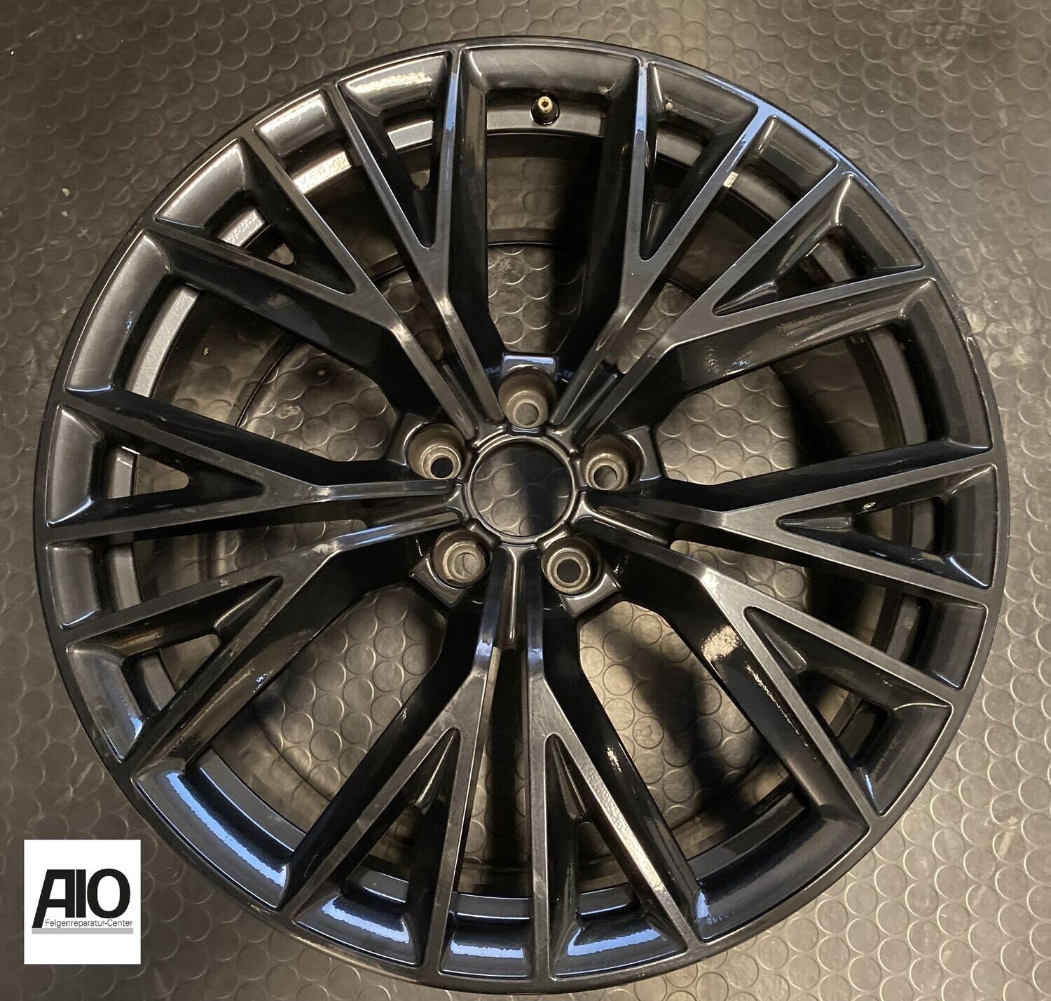 LF1 + LACK Original Audi Felge 4G8601025BE - Y-Speichen Design Grau - A7/S7 Typ 4G von 2010 - 2017