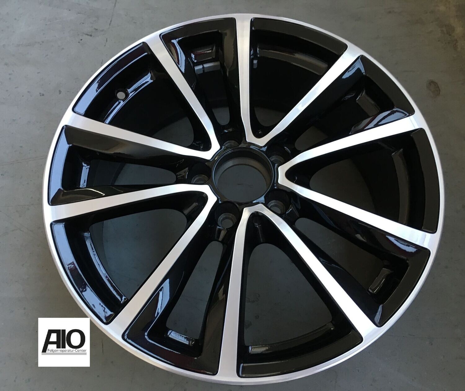 LF1 + LACK Original Mercedes Alufelge A2464010600 –  5-Doppelspeiche Schwarz HGG Horn –  W246 / W242 / W167 / W177 / C117 / X117