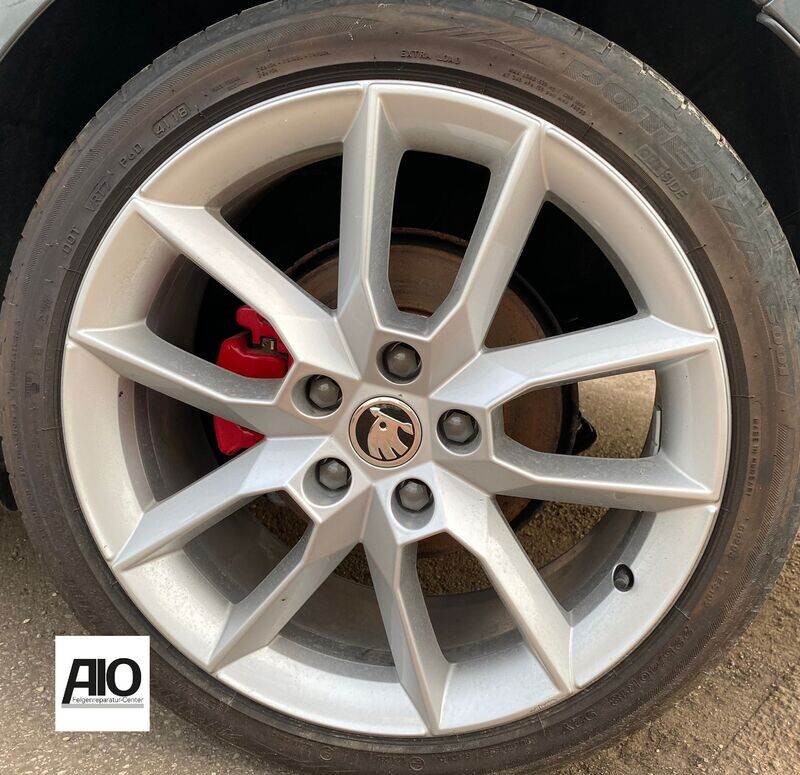 LF1 Original Skoda Alufelge 5E0601025AA  – GEMINI 5-Doppelspeiche Silber – Octavia III + IV