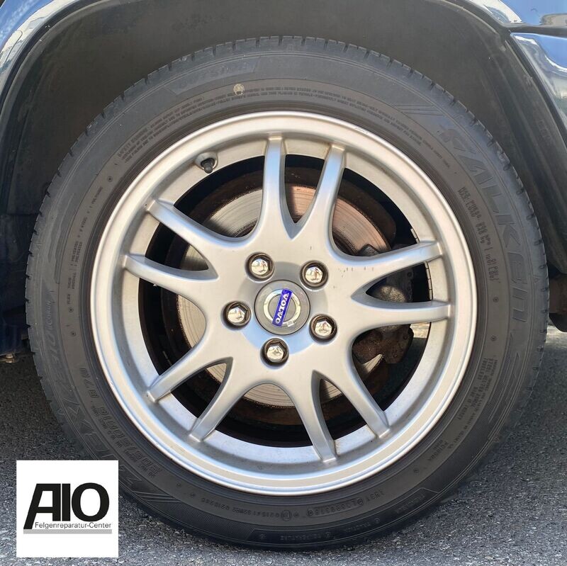 LF1 Original Volvo Felge 30639359 - XENIA 5-V-Speiche Silber - S60, V70, XC70