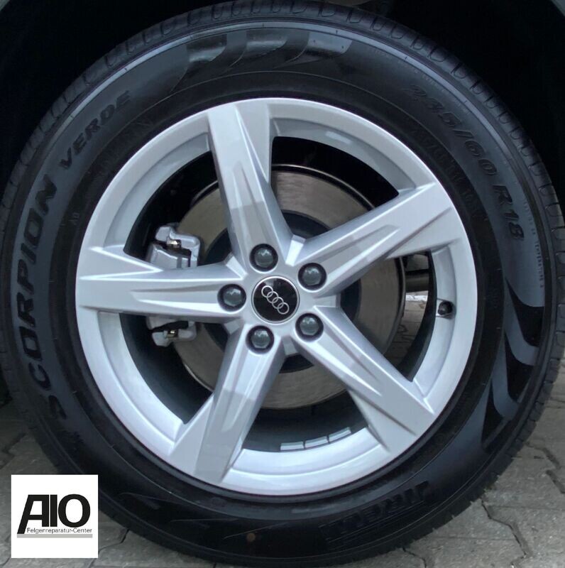 LF1 Original Audi Felge 80A601025Q  - 5-Speichen-Design Silber - Q5 Typ FY ab 2017