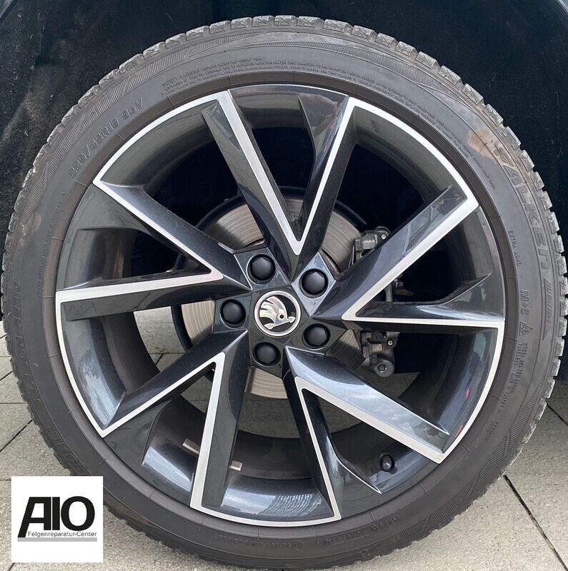 LF1 Original Skoda Alufelge 3V0071499G – Vega V Speichen Design Grau HGG – Superb 3V