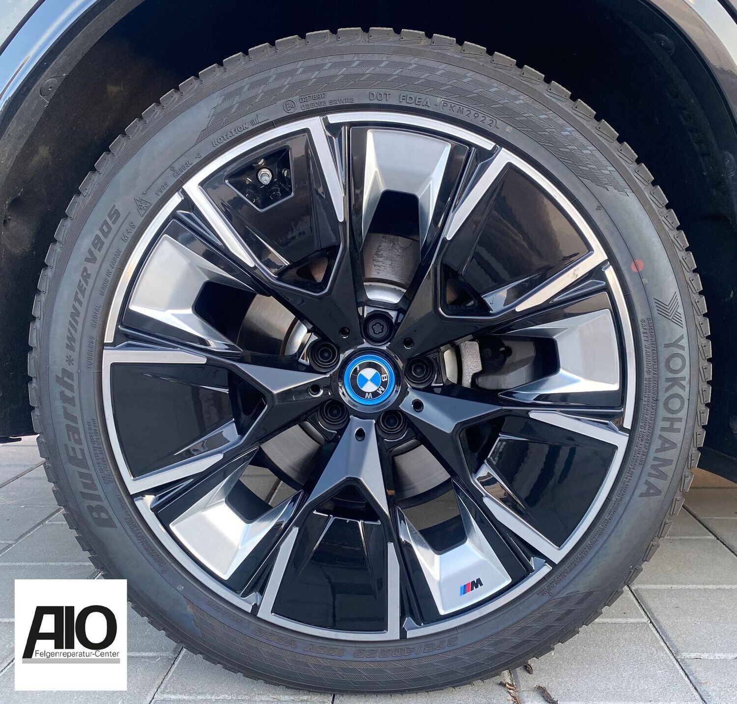 LF1 Original BMW Felge 36107916267 -  Aerodynamik 890 Schwarz HGG VA - iX3 Typ G08