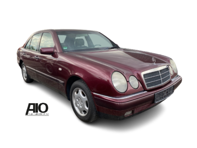 Mercedes E-Klasse 210
