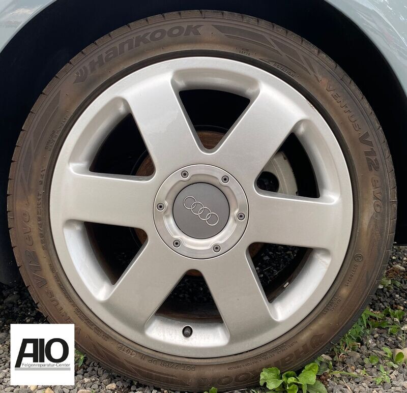 LF1 Original Audi Felge 8N0601025A
 - 6 Arm Design Silber - TT Typ 8N - Coupe